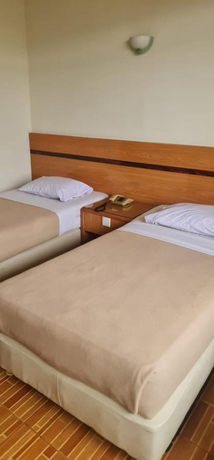 Paradise Hotel Tanjung Pinang Eksteriør billede