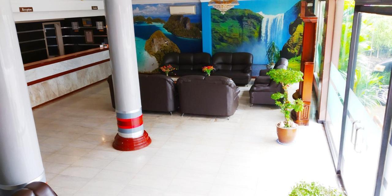 Paradise Hotel Tanjung Pinang Eksteriør billede