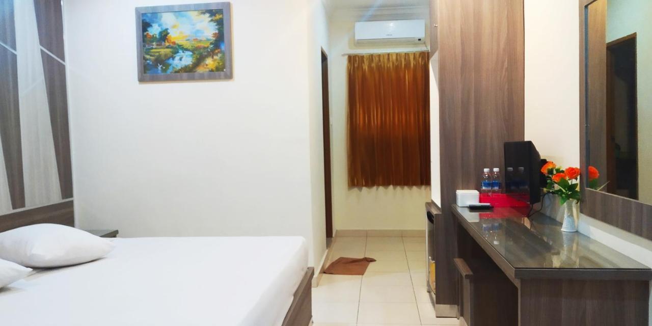 Paradise Hotel Tanjung Pinang Eksteriør billede