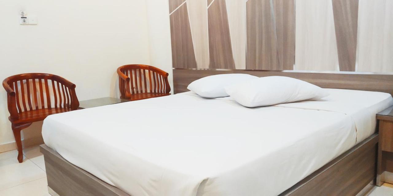 Paradise Hotel Tanjung Pinang Eksteriør billede